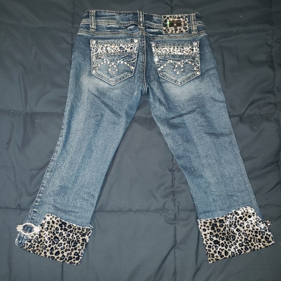 L.A.Idol Edgy Capris Denim - Picture 2 of 12